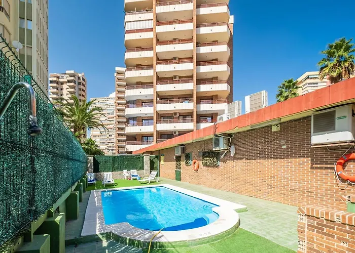 Carlos V 2-a Levante Benidorm